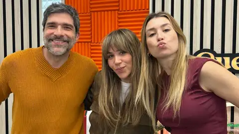 María Gómez con Eva Soriano y Nacho García en Cuerpos especiales María Gómez con Eva Soriano y Nacho García en Cuerpos especiales