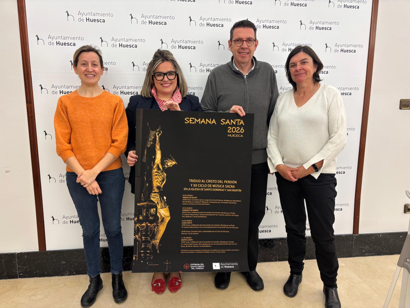 Tres corales actúan en el XII Ciclo de Música Sacra de la Cofradía del Santo Cristo del Perdón Tres corales actúan en el XII Ciclo de Música Sacra de la Cofradía del Santo Cristo del Perdón