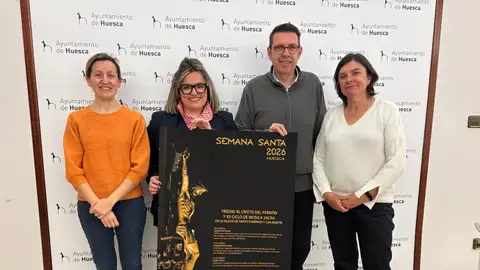 Tres corales actúan en el XII Ciclo de Música Sacra de la Cofradía del Santo Cristo del Perdón Tres corales actúan en el XII Ciclo de Música Sacra de la Cofradía del Santo Cristo del Perdón