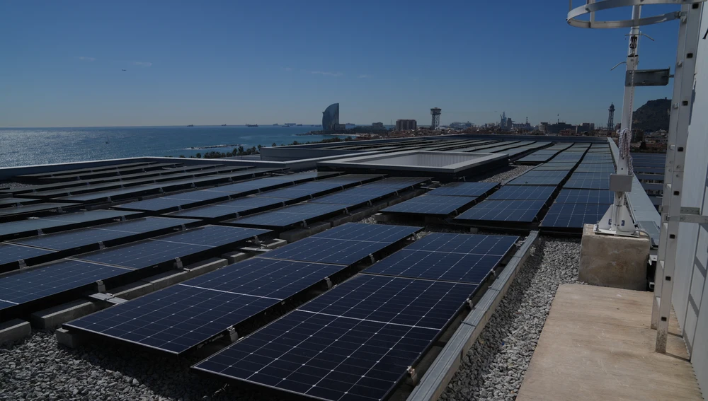 Instalación de placas solares en Barcelona. Instalación de placas solares en Barcelona.