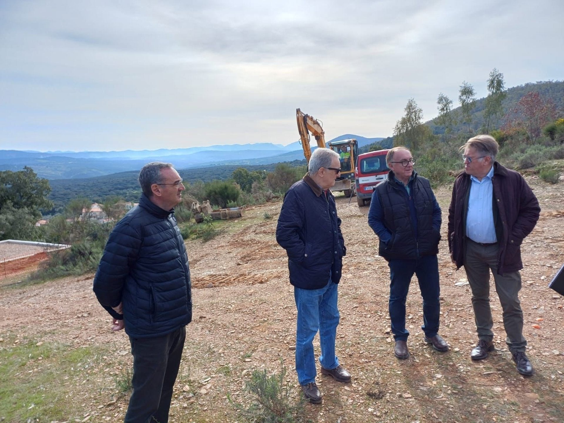 La Junta invierte más de medio millón de euros en las obras de abastecimiento de Campillo de Deleitosa La Junta invierte más de medio millón de euros en las obras de abastecimiento de Campillo de Deleitosa