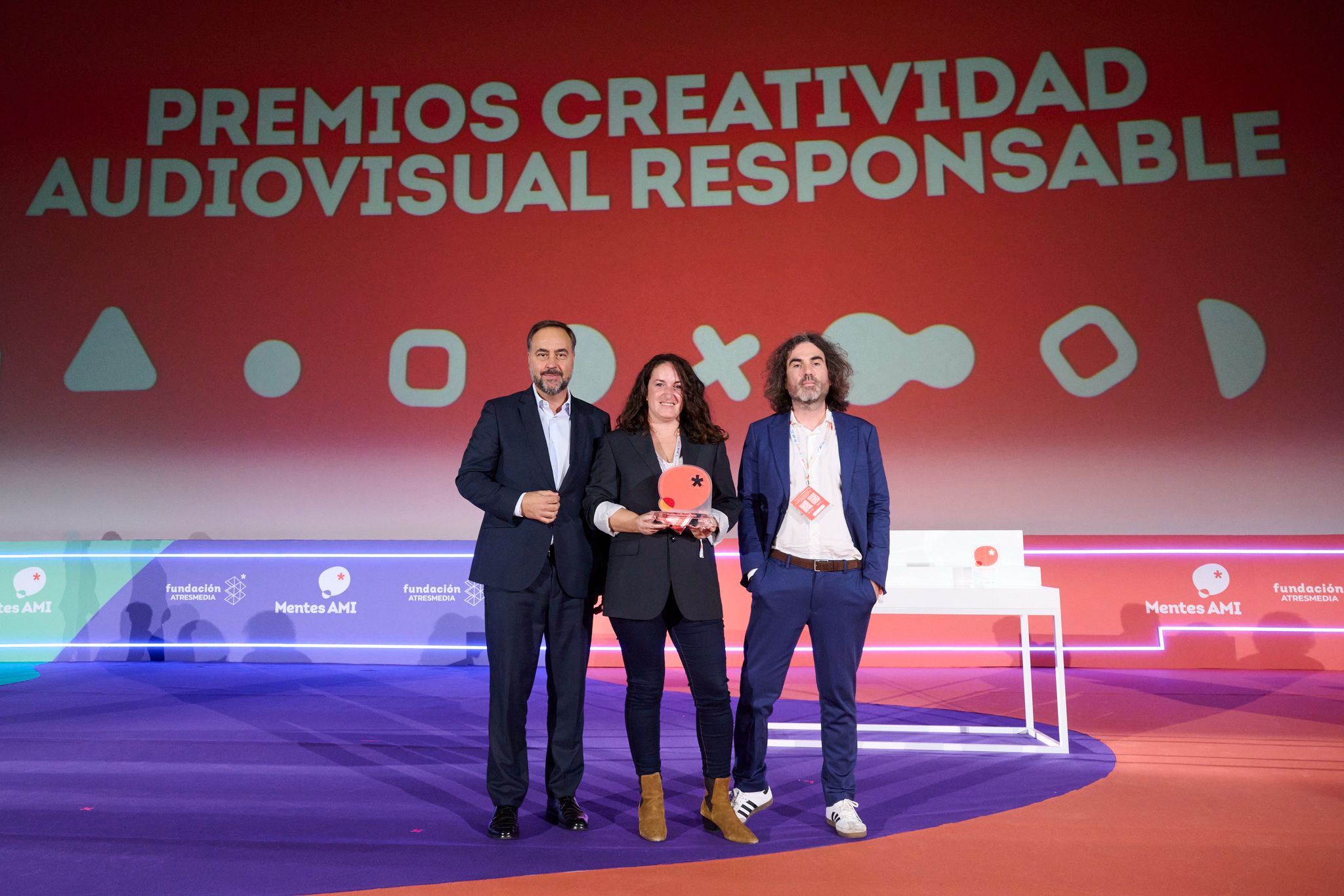 El colegio Príncipe Felipe de Jumilla invita a otros centros a optar a los Premios Mentes AMI episode artwork