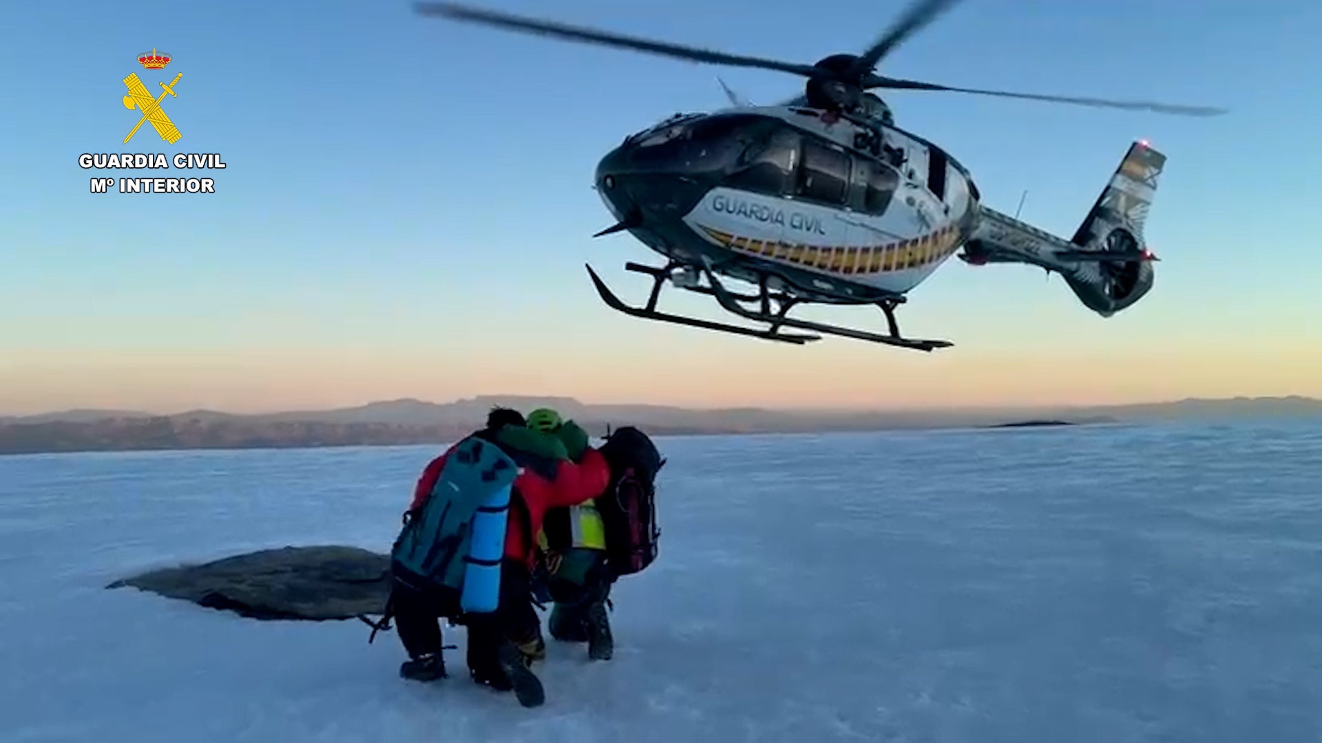 Tres rescates en cinco días en Granada evidencian la dureza de la montaña en invierno Tres rescates en cinco días en Granada evidencian la dureza de la montaña en invierno