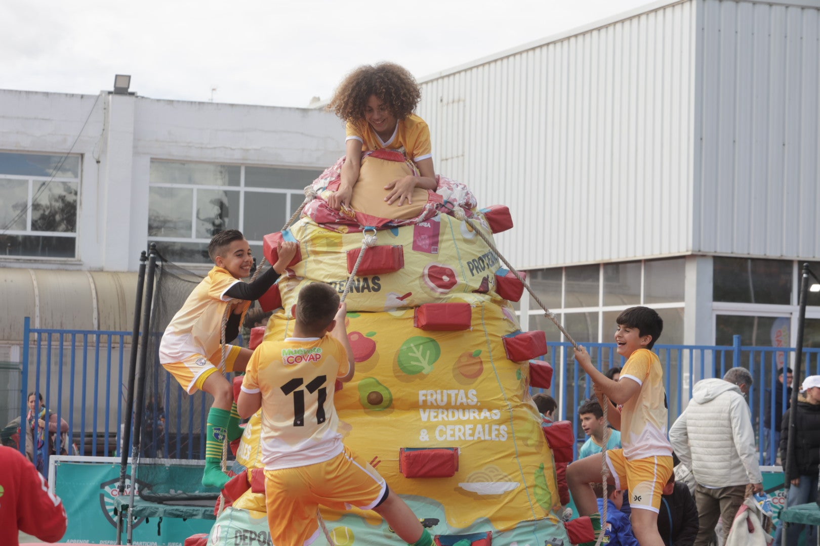 Sevilla elige a sus representantes en San Juan de Aznalfarache Sevilla elige a sus representantes en San Juan de Aznalfarache