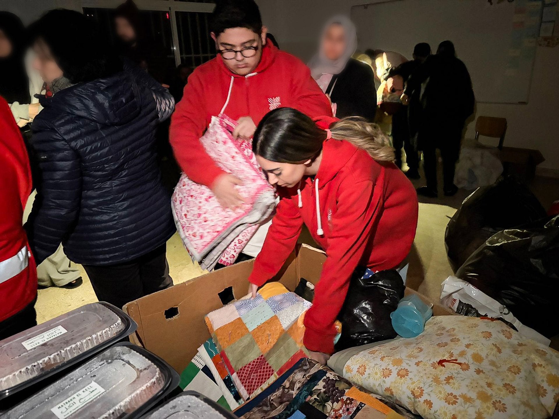 Más de 200 entidades sociales sacan el "No a la guerra" a las calles de València Más de 200 entidades sociales sacan el "No a la guerra" a las calles de València