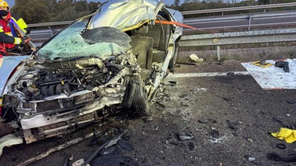 El hombre fallecido en el accidente de la A5 en Torrefresnesda había robado el coche en Zalamea y conducía en dirección contraria El hombre fallecido en el accidente de la A5 en Torrefresnesda había robado el coche en Zalamea y conducía en dirección contraria