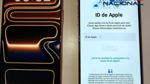 La Policía Nacional detiene a dos personas como autores de un delito de estafa por vender teléfonos móviles de alta gama falsificados .