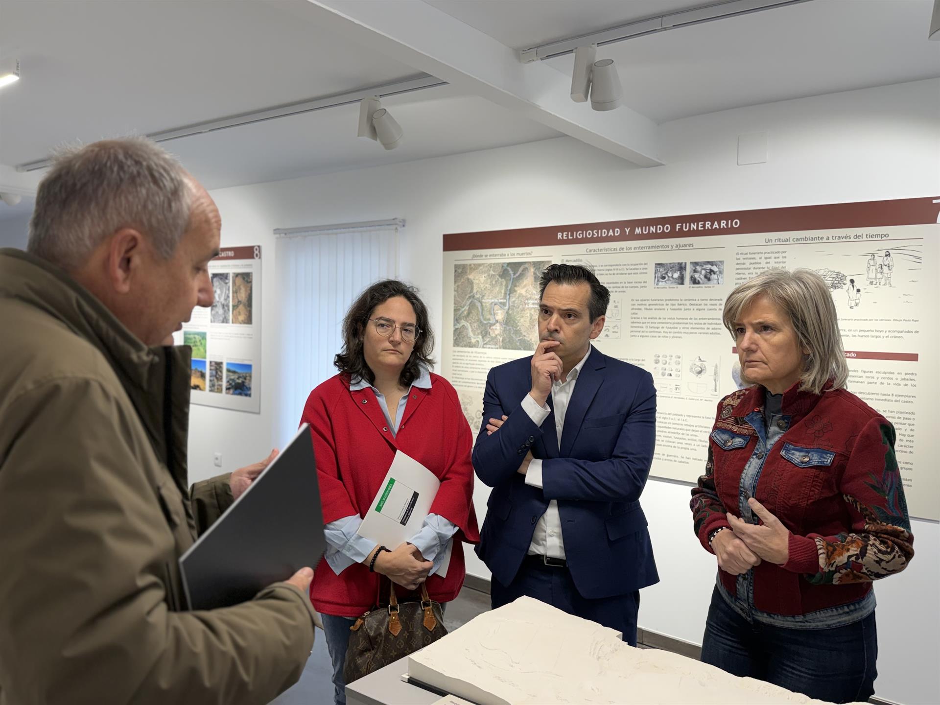 Finalizan las actuaciones de revalorización turística del yacimiento de Villasviejas del Tamuja Finalizan las actuaciones de revalorización turística del yacimiento de Villasviejas del Tamuja