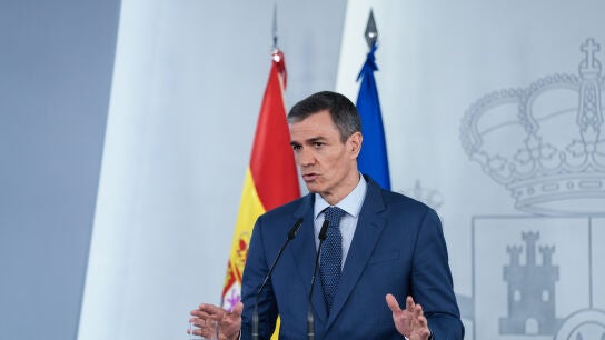 El Gobierno rebaja al 10% el IVA de los carburantes, la luz y el gas: estas son las medidas del plan anticrisis por la guerra de Ir&aacute;n
