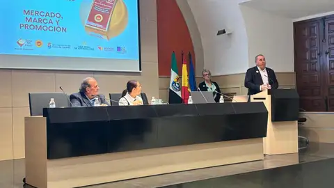 La DOP Torta del Casar celebra su VI Jornada Técnica de la Universidad del Queso para impulsar su difusión La DOP Torta del Casar celebra su VI Jornada Técnica de la Universidad del Queso para impulsar su difusión