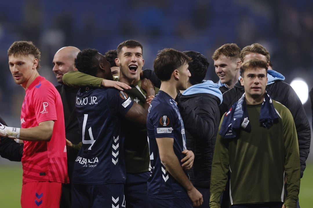 El Celta asalta Lyon y alarga su sueño en la Liga Europa El Celta asalta Lyon y alarga su sueño en la Liga Europa