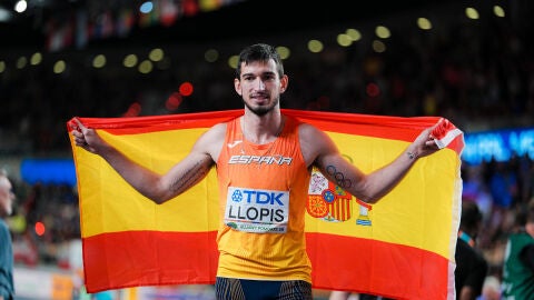 Quique Llopis consigue la plata en los 60 metros vallas 