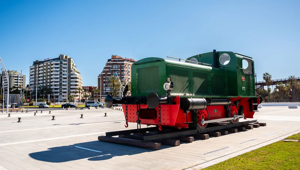 Locomotora Deutz de 1928 | Proyecto de integración puerto-ciudad del Puerto de Almería Locomotora Deutz de 1928 | Proyecto de integración puerto-ciudad del Puerto de Almería