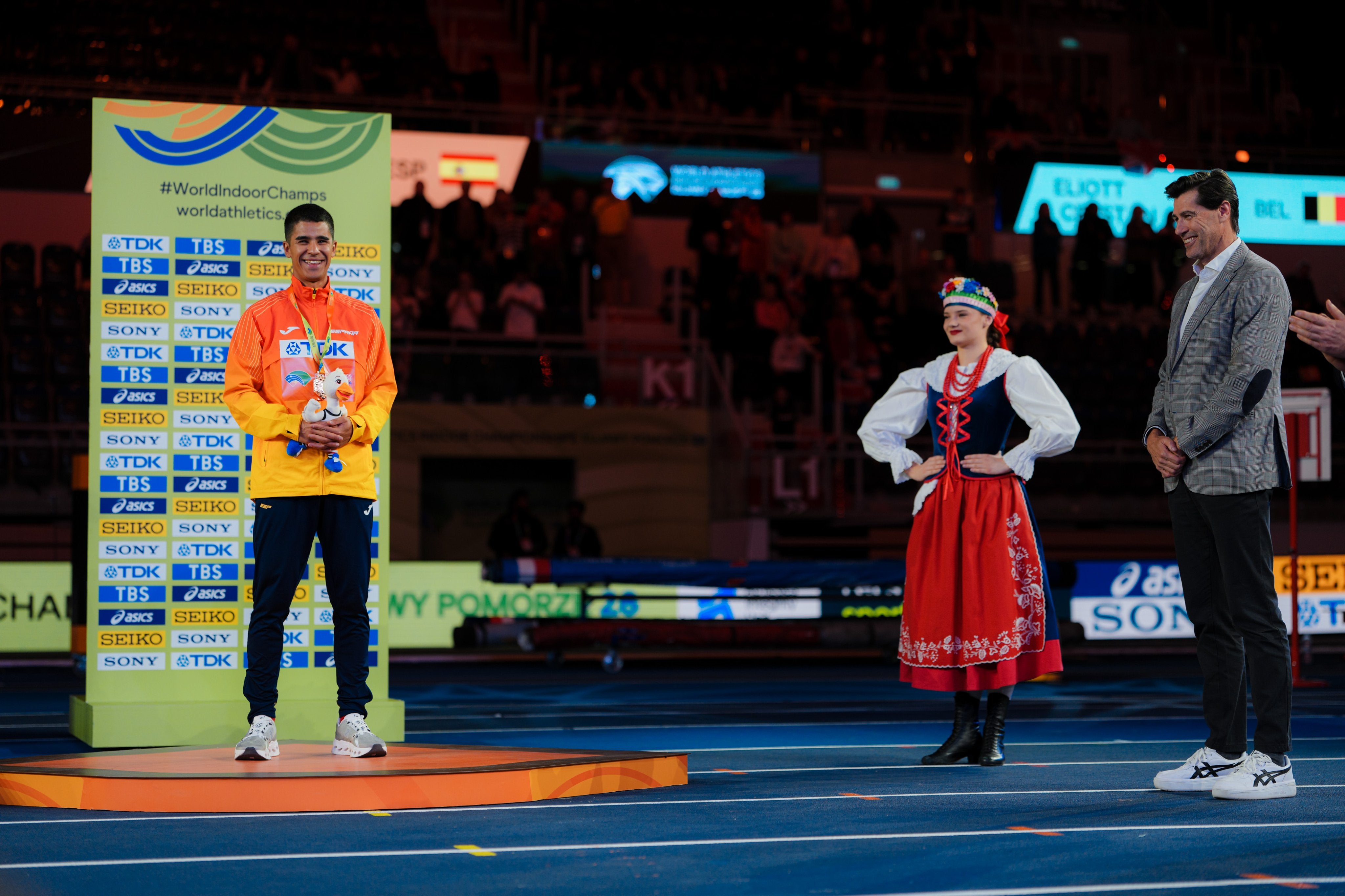 Mohamed Attaoui, bronce en el Mundial de pista cubierta de Polonia Mohamed Attaoui, bronce en el Mundial de pista cubierta de Polonia