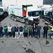 Presentación de la nueva flota de limpieza de El Puerto con parte del equipo de gobierno Presentación de la nueva flota de limpieza de El Puerto con parte del equipo de gobierno