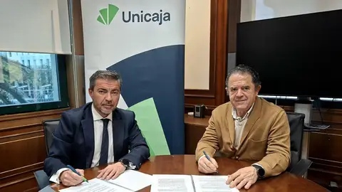 Unicaja impulsa el campo malagueño con el anticipo de la PAC para agricultores y ganaderos de Asaja Málaga Economia