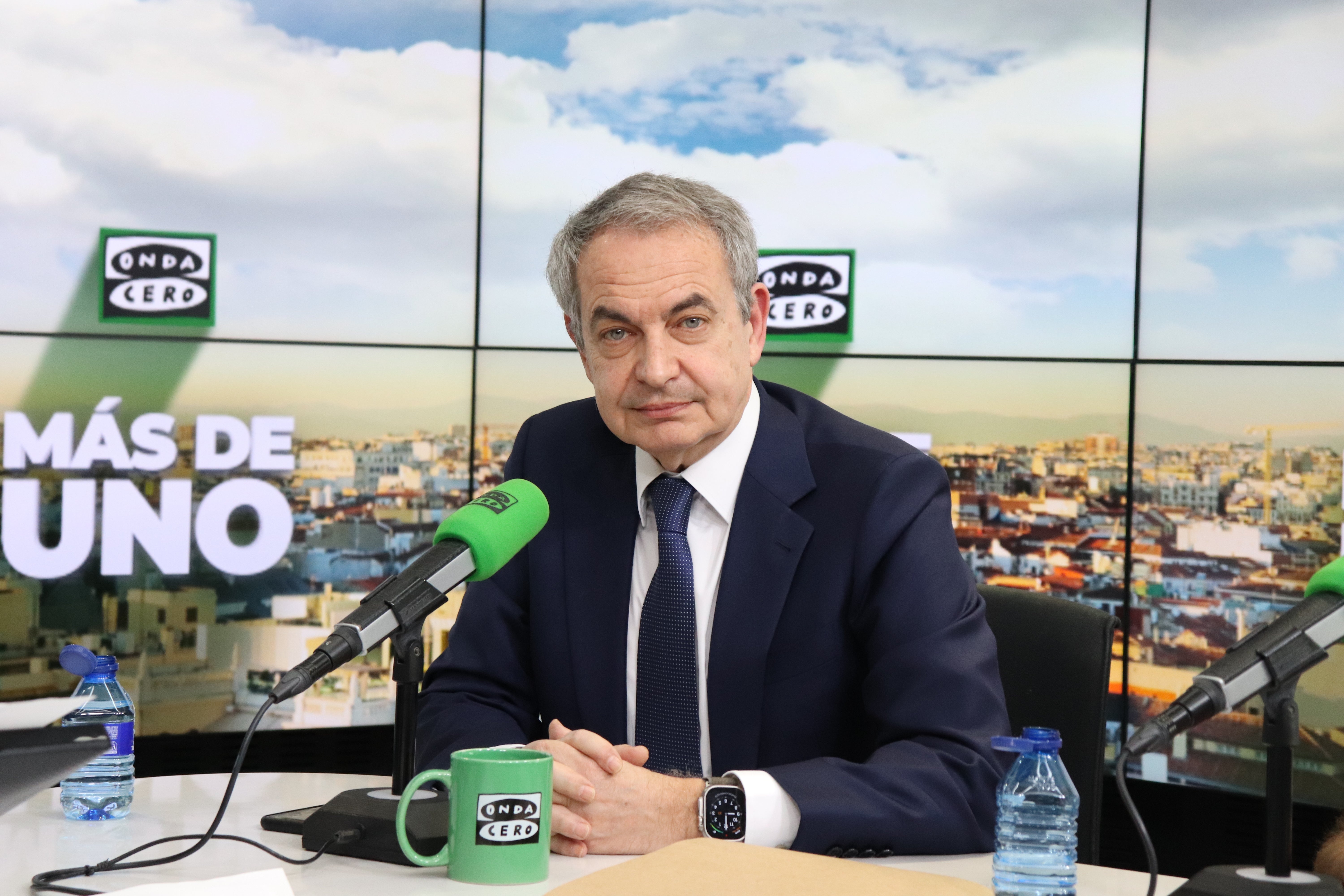 El expresidente José Luis Rodríguez Zapatero, durante la entrevista en Más de uno El expresidente José Luis Rodríguez Zapatero, durante la entrevista en Más de uno