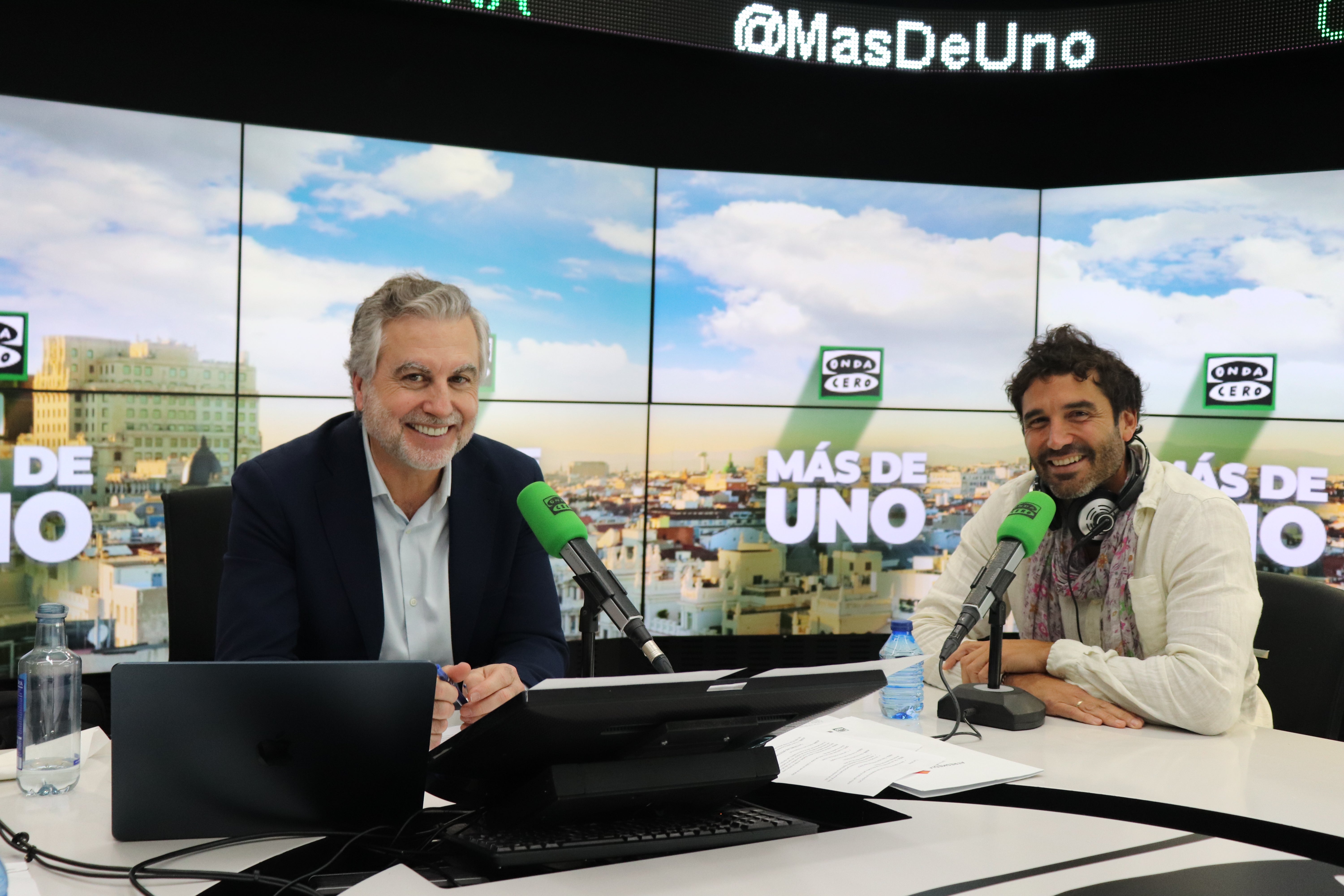 Alejandro García revela "el primer spoiler permitido de la ficción española" en 'Si es martes, es asesinato' Alejandro García revela "el primer spoiler permitido de la ficción española" en 'Si es martes, es asesinato'