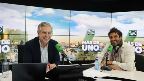 Alez García con Carlos Alsina Alez García con Carlos Alsina