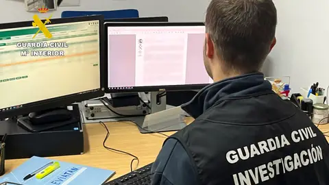 Once detenidos por presunto blanqueo de capitales relacionado con tráfico de drogas en Castro Urdiales Once detenidos por presunto blanqueo de capitales relacionado con tráfico de drogas en Castro Urdiales