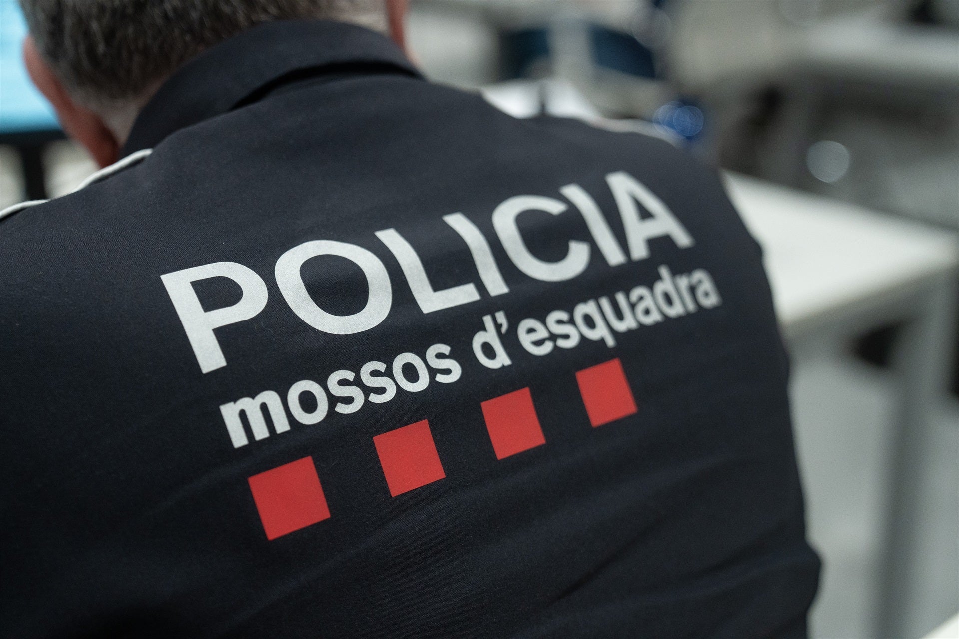 Un agente de los Mossos d'Esquadra. Un agente de los Mossos d'Esquadra.