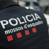Un agente de los Mossos d'Esquadra. Un agente de los Mossos d'Esquadra.