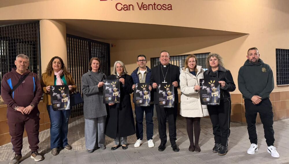 Salida de la reunión entre el Ayuntamiento de Ibiza, el Obispo Vicent Ribas y las cofradías para informar de la situación del Viernes Santo