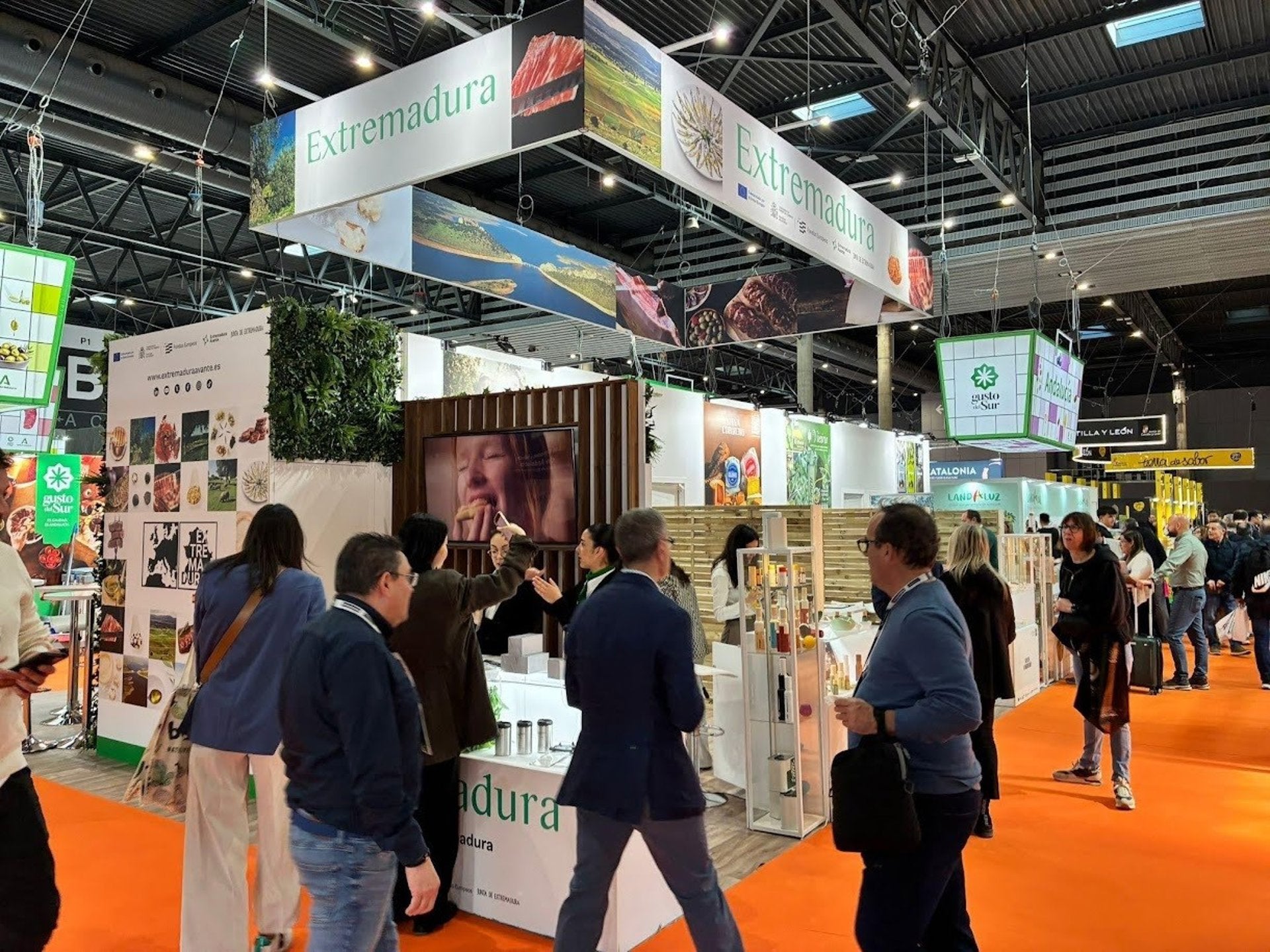 Veinte empresas agroalimentarias promocionan los productos de Extremadura en la Feria Alimentaria Barcelona 2026 Veinte empresas agroalimentarias promocionan los productos de Extremadura en la Feria Alimentaria Barcelona 2026