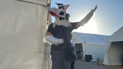 Una persona disfrazada en el Festival de Manga de Cádiz Una persona disfrazada en el Festival de Manga de Cádiz