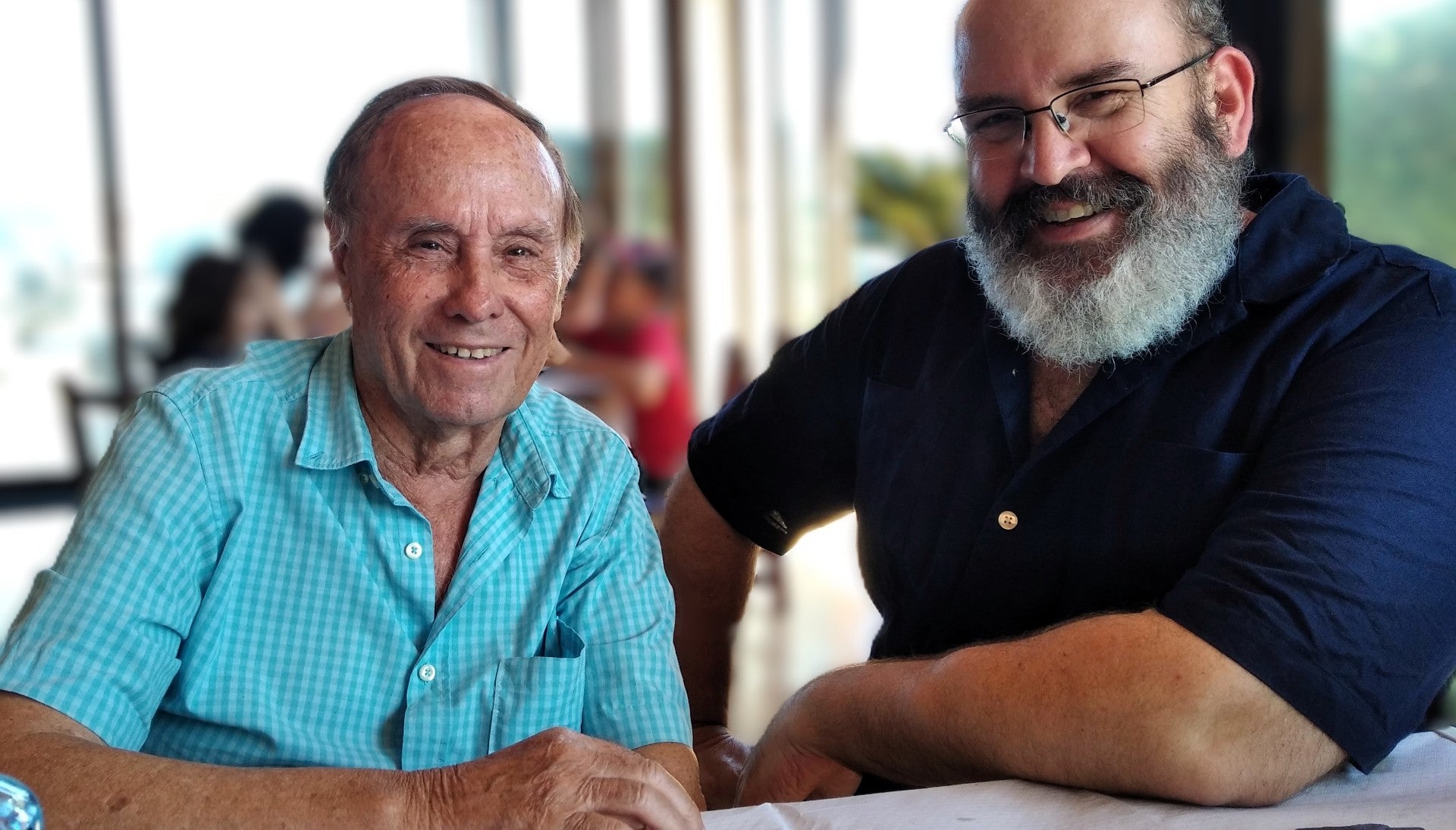 Lluis Ferrer: "Antares es el personaje favorito y al que más cariño tiene Joan Escandell" Lluis Ferrer: "Antares es el personaje favorito y al que más cariño tiene Joan Escandell"