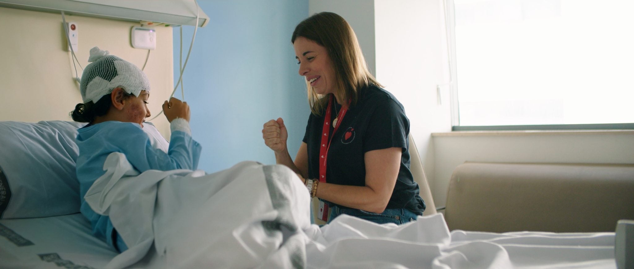 Mamás en Acción llega a Pamplona, de la mano de Cinfa, para acompañar a menores ingresados solos Mamás en Acción llega a Pamplona, de la mano de Cinfa, para acompañar a menores ingresados solos