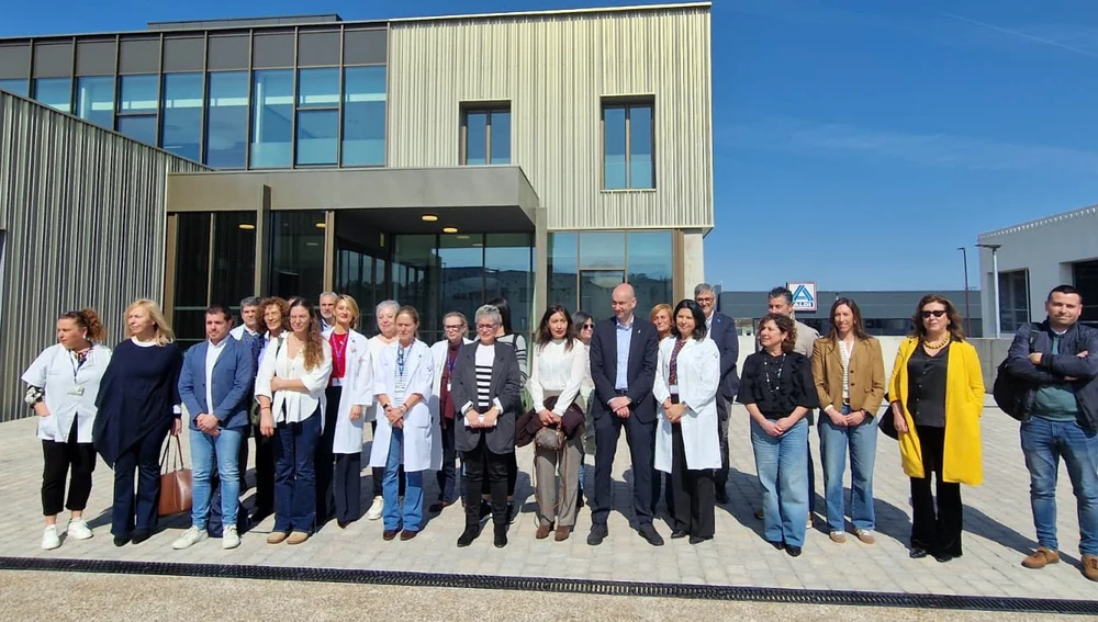 Reunión de la comisión de seguimiento de las obras de ampliación del Hospital Universitario de Cabueñes Reunión de la comisión de seguimiento de las obras de ampliación del Hospital Universitario de Cabueñes