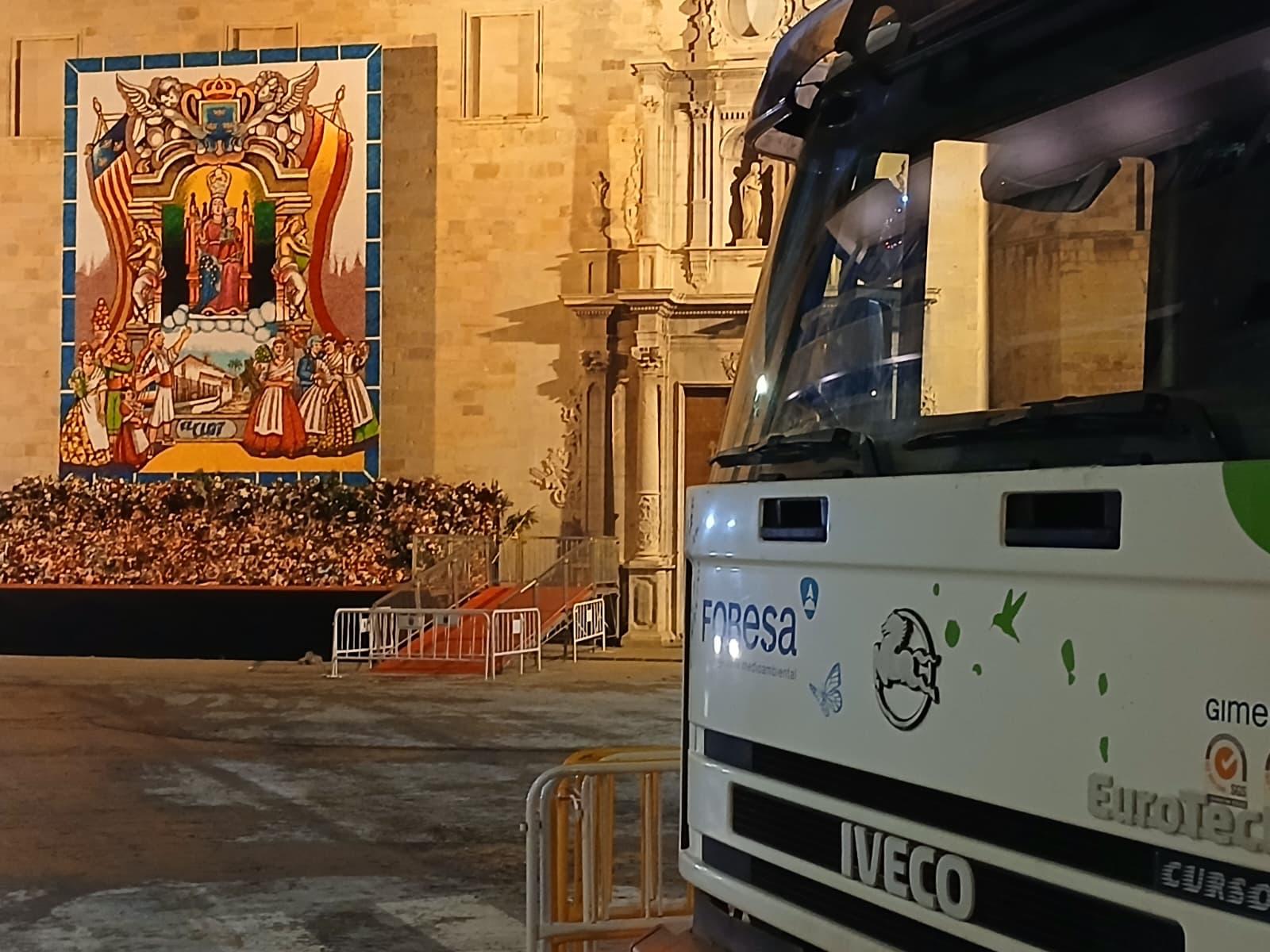 Burriana recoge cerca de 300 toneladas de residuos tras una intensa semana de Fallas Burriana recoge cerca de 300 toneladas de residuos tras una intensa semana de Fallas