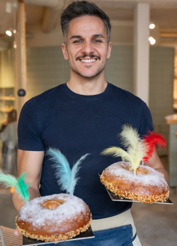 Una recepta familiar amb massa mare i oli d’oliva dona al forner vilanoví Jordi Morera el premi a la millor Mona de Pasqua Una recepta familiar amb massa mare i oli d’oliva dona al forner vilanoví Jordi Morera el premi a la millor Mona de Pasqua