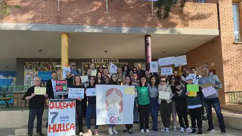 De nuevo este martes se han llevado a cabo concentraciones a las puertas de los centros educativos. De nuevo este martes se han llevado a cabo concentraciones a las puertas de los centros educativos.