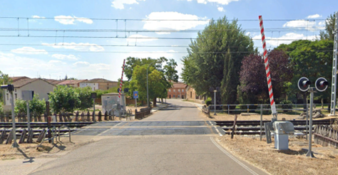 Adif invertirá 1,72 millones en mejorar la seguridad de cuatro pasos a nivel en la provincia de Palencia Adif invertirá 1,72 millones en mejorar la seguridad de cuatro pasos a nivel en la provincia de Palencia