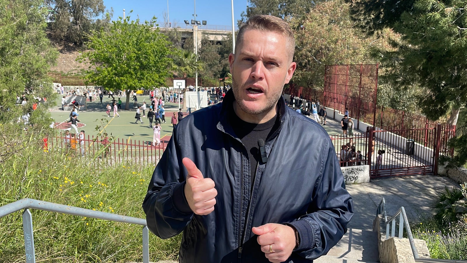 El PSOE de Elche denuncia la inacción del gobierno local del PP y Vox en educación porque “cierra aulas y no propone bajada de ratios” El PSOE de Elche denuncia la inacción del gobierno local del PP y Vox en educación porque “cierra aulas y no propone bajada de ratios”