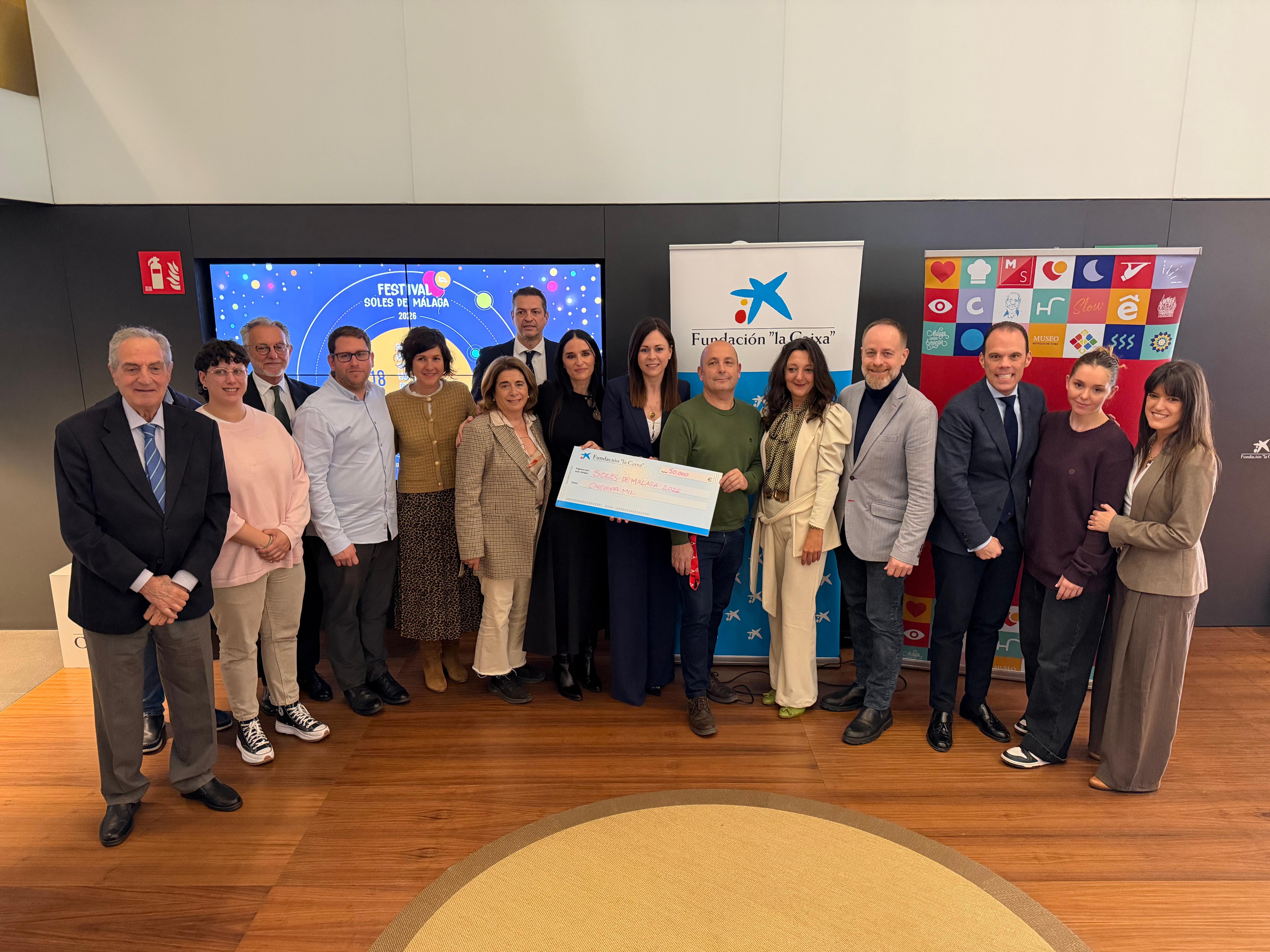 Fundación "la Caixa" se consolida como principal colaborador de Soles de Málaga con una aportación de 50.000 euros Fundación "la Caixa" se consolida como principal colaborador de Soles de Málaga con una aportación de 50.000 euros