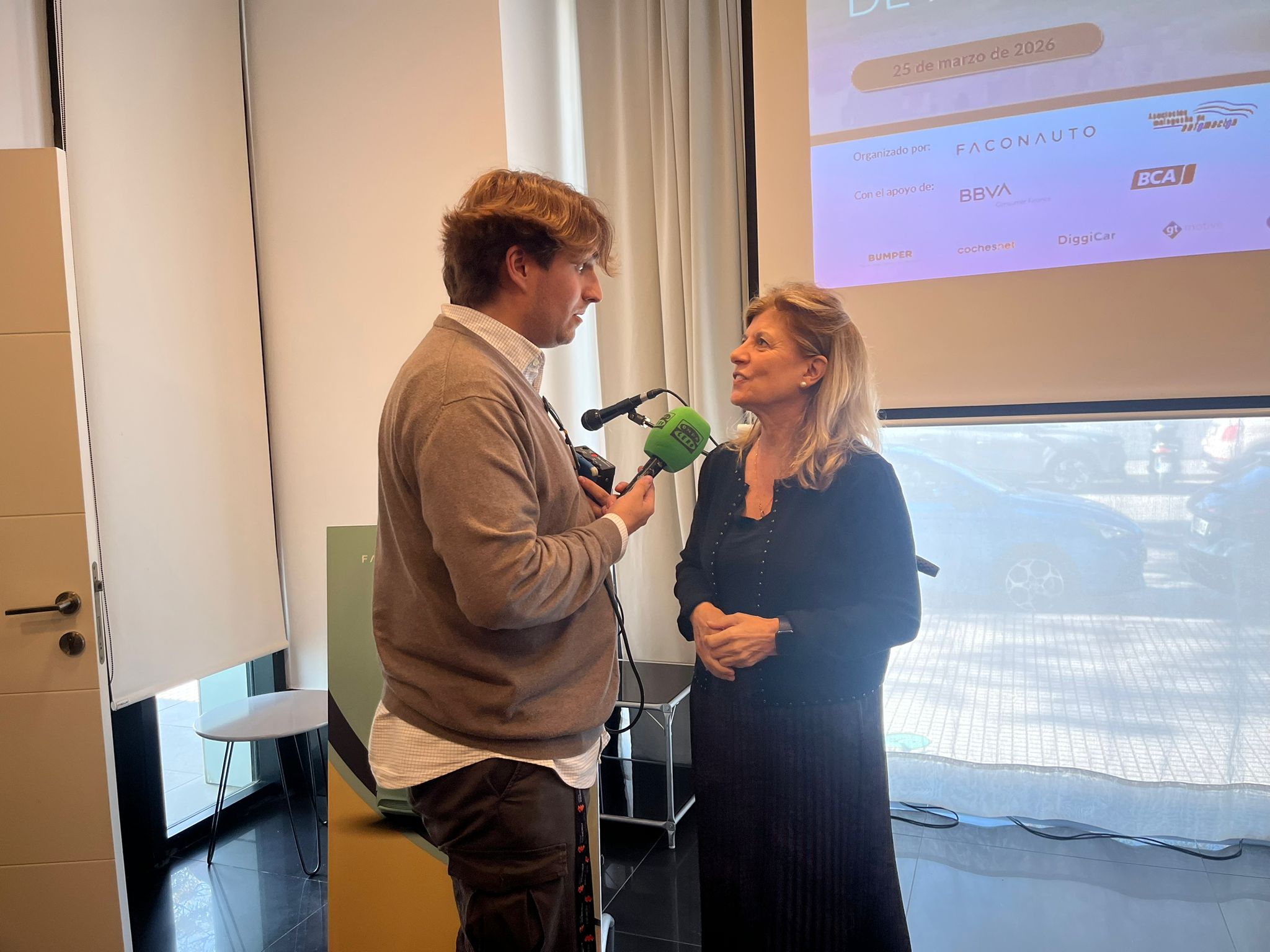 El sector de la automoción en Málaga recupera las cifras prepandemia y se muestra optimista con la evolución de la guerra en Oriente y sus consecuencias El sector de la automoción en Málaga recupera las cifras prepandemia y se muestra optimista con la evolución de la guerra en Oriente y sus consecuencias