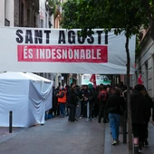 Ajornat fins al 15 d’abril el desnonament del bloc de Sant Agustí, al barri de Gràcia Ajornat fins al 15 d’abril el desnonament del bloc de Sant Agustí, al barri de Gràcia
