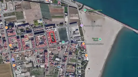 En rojo, la plaza que se va a reformar pinedo