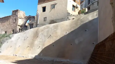 La familia desalojada en Fonz por un deslizamiento ya pueden volver a su casa La familia desalojada en Fonz por un deslizamiento ya pueden volver a su casa