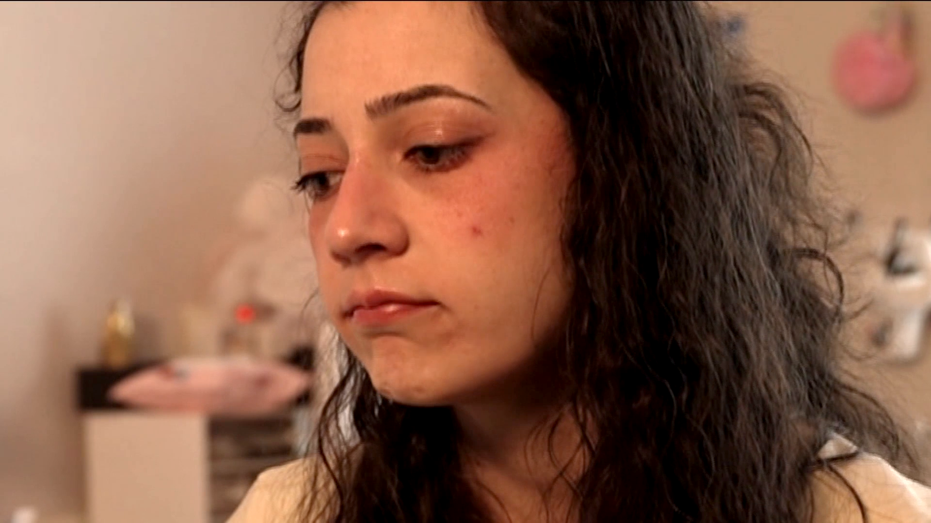 El padre de Noelia pide frenar la eutanasia con tratamiento psiquiátrico y ella replica: "¿Para qué me quiere viva?" El padre de Noelia pide frenar la eutanasia con tratamiento psiquiátrico y ella replica: "¿Para qué me quiere viva?"