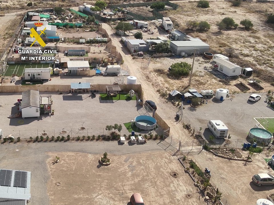 25 personas han quedado investigadas en Mutxamel por parcelaciones ilegales en suelo rústico de Baiona Baixa 25 personas han quedado investigadas en Mutxamel por parcelaciones ilegales en suelo rústico de Baiona Baixa