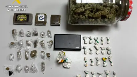 Detenidos tres jóvenes en Burriana por tráfico de drogas y pertenencia a grupo criminal Detenidos tres jóvenes en Burriana por tráfico de drogas y pertenencia a grupo criminal