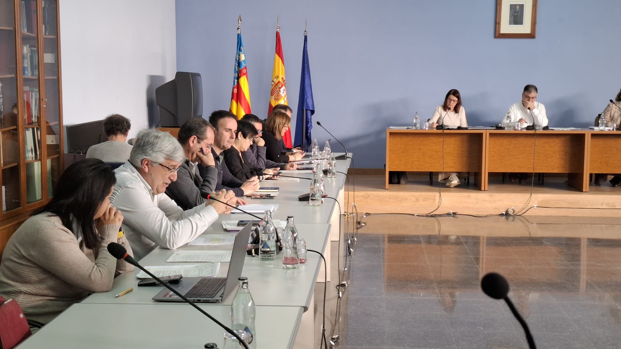 El pleno municipal de Villena exige reparar el embalse de San Diego y la culminación de todas las infraestructuras del Júcar-Vinalopó El pleno municipal de Villena exige reparar el embalse de San Diego y la culminación de todas las infraestructuras del Júcar-Vinalopó