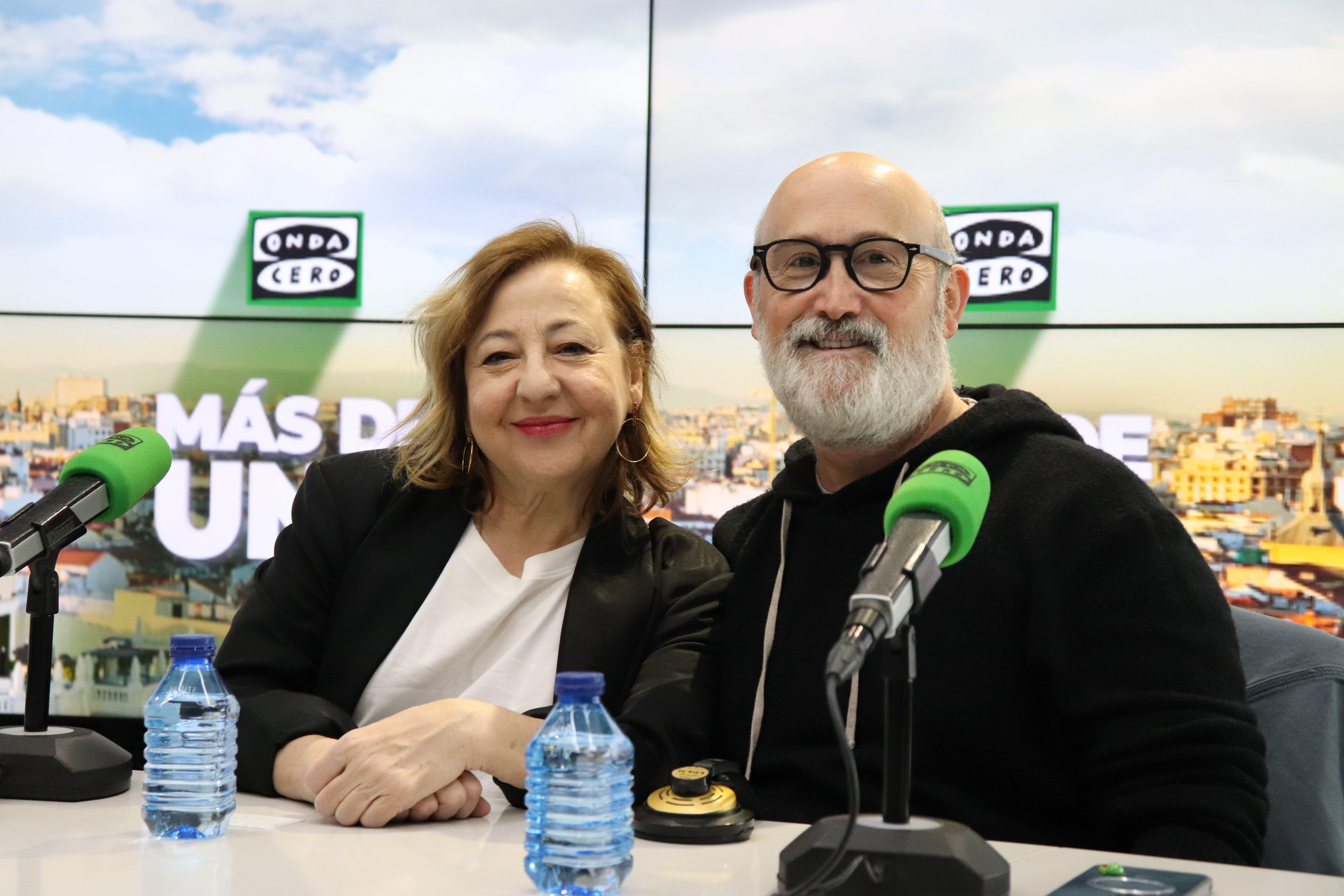 Carmen Machi y Javier Cámara pelean por el cuidado de su padre en '53 domingos': "Parece que es la mujer la que tiene que cuidar" Carmen Machi y Javier Cámara pelean por el cuidado de su padre en '53 domingos': "Parece que es la mujer la que tiene que cuidar"