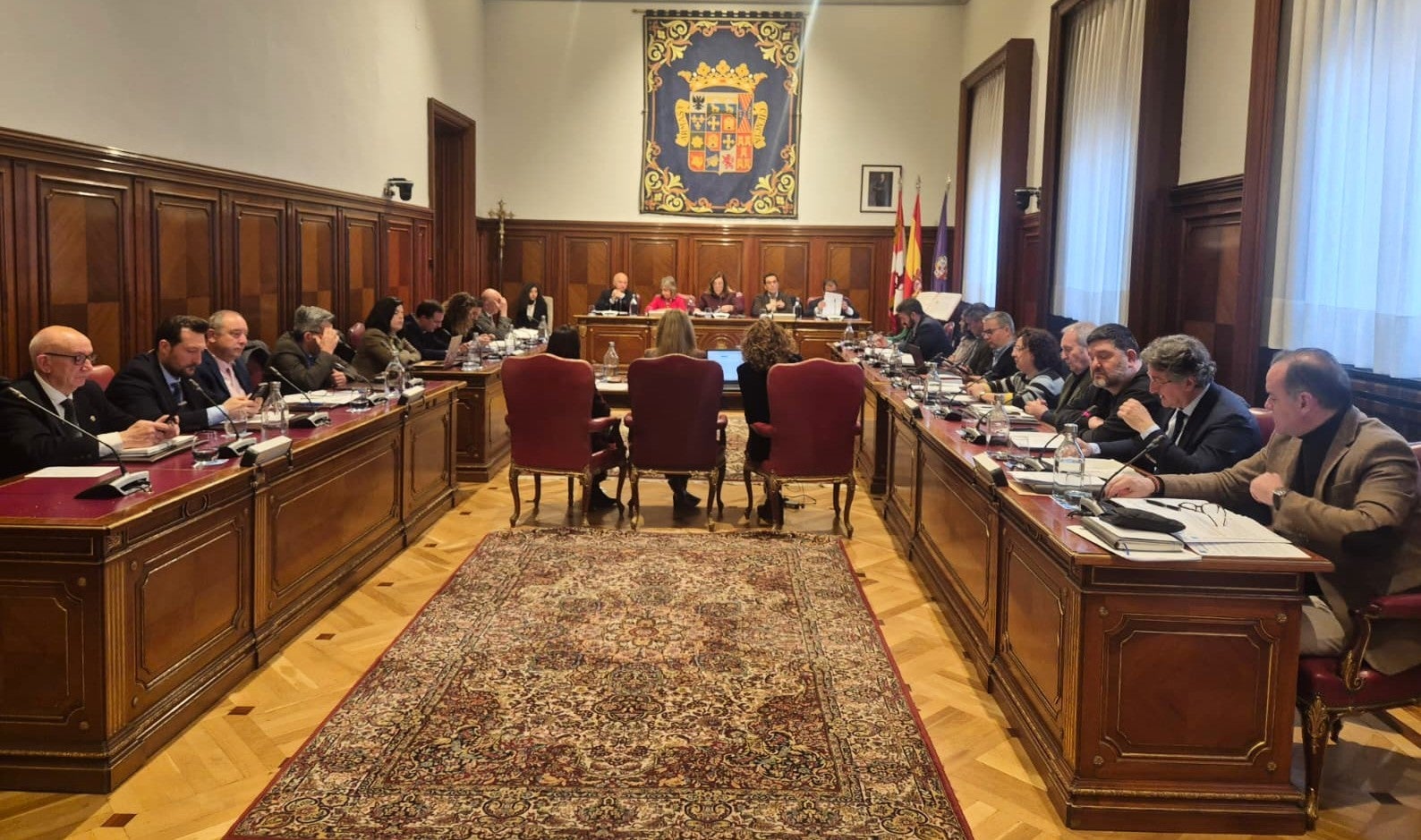 El Pleno de la Diputación impulsa el empleo local con un plan que llegará a 184 municipios con una inversión de 884.600 euros El Pleno de la Diputación impulsa el empleo local con un plan que llegará a 184 municipios con una inversión de 884.600 euros