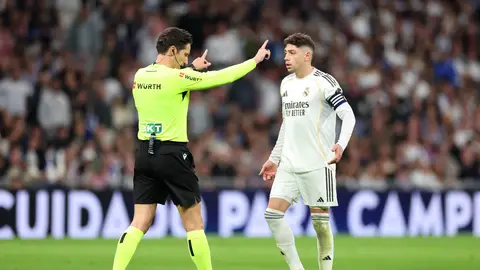 Un partido de sanción para Fede Valverde Un partido de sanción para Fede Valverde
