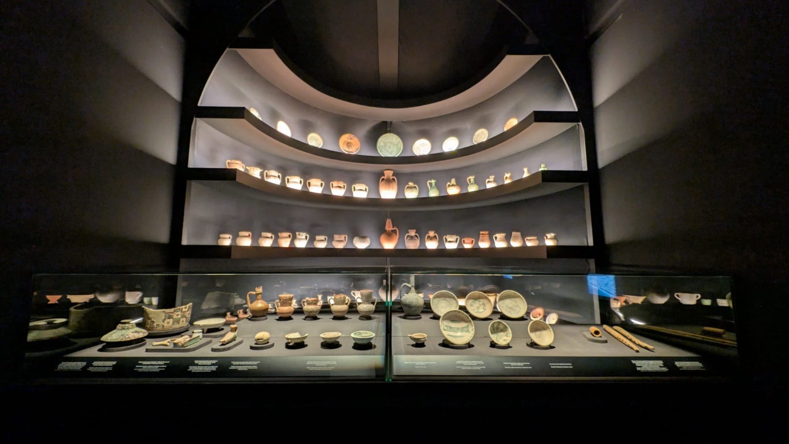 La exposición “Dénia. Arqueología y Museo” se despide con jornadas de puertas abiertas los días 4 y 5 de abril La exposición “Dénia. Arqueología y Museo” se despide con jornadas de puertas abiertas los días 4 y 5 de abril